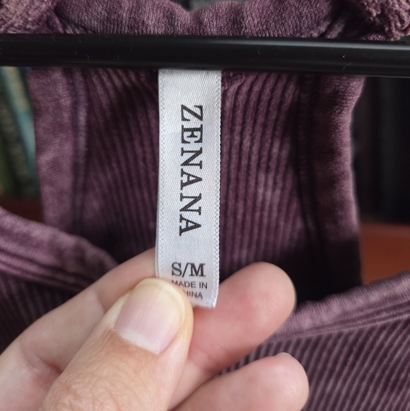 Cropped Tank - Picture 3 of 3